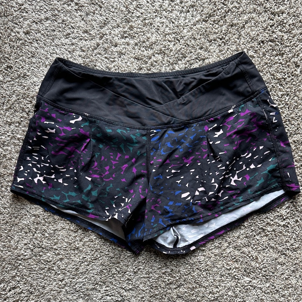 Lululemon Athletica Black, Purple Blue Camo Shorts 6